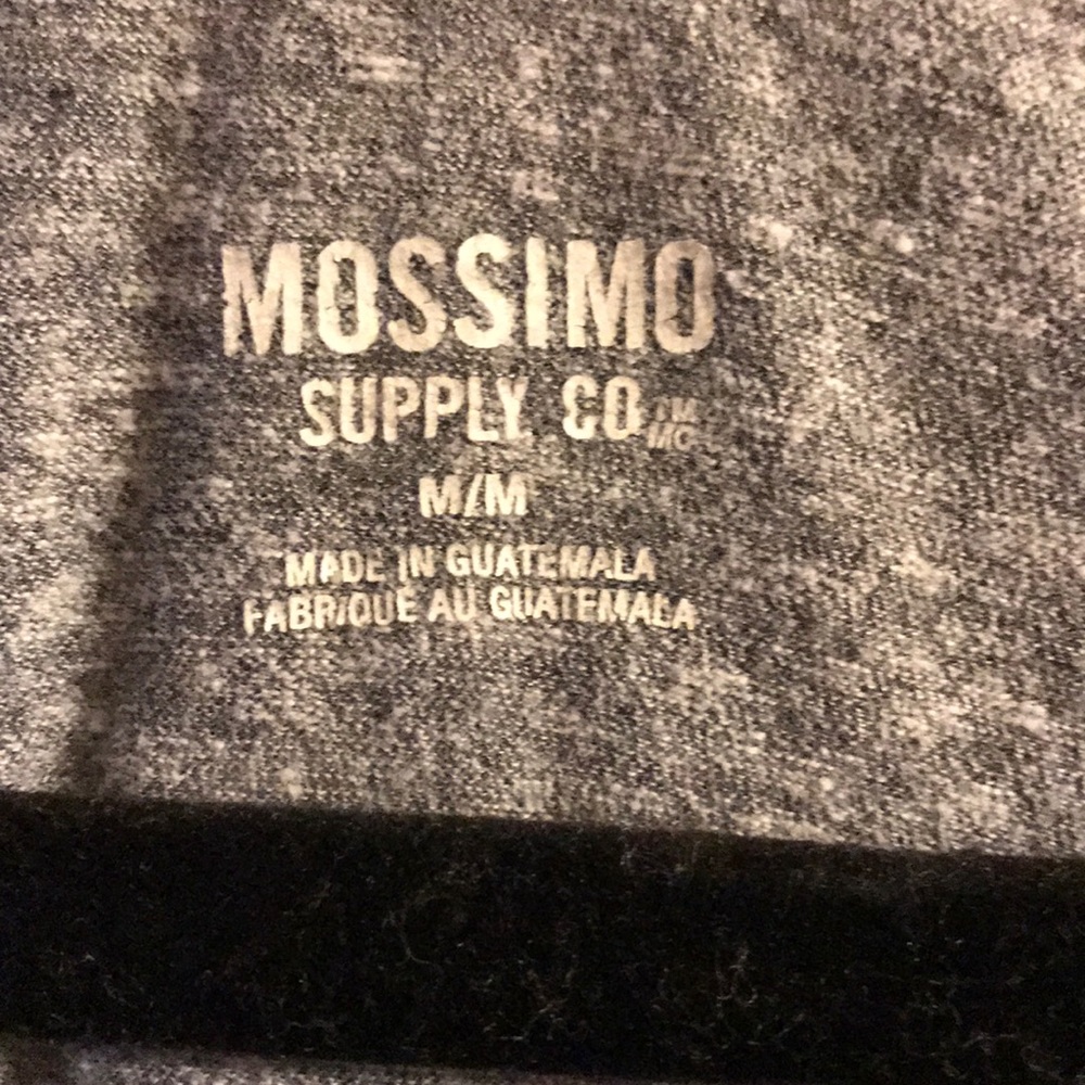 Target VNECK - Picture 2 of 3